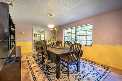 6337 SW 32nd St, Miramar, FL 33023 - Photo 9