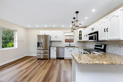 1507 Harding St, Hollywood, FL 33020 - Photo 9