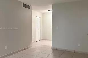 10786 N Kendall Dr, Miami, FL 33176 - Photo 5