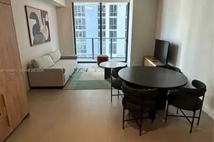 11 NE 6th St, Miami, FL 33132 - Photo 7