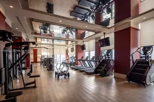 11 NE 6th St, Miami, FL 33132 - Photo 5