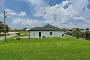 1321 NE 19th Terrace, Cape Coral, FL 33909 - Photo 15