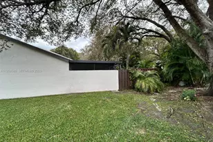 1540 NW 98th Terrace, Pembroke Pines, FL 33024 - Photo 47