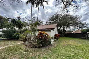 1540 NW 98th Terrace, Pembroke Pines, FL 33024 - Photo 7