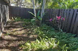 1540 NW 98th Terrace, Pembroke Pines, FL 33024 - Photo 35