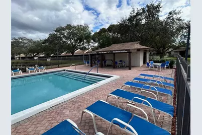 1540 NW 98th Ter, Pembroke Pines, FL 33024 - Photo 59