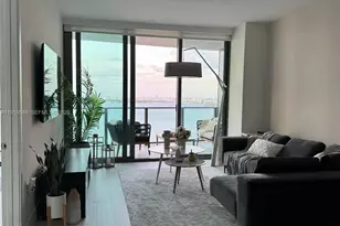 460 NE 28th St, Miami, FL 33137 - Photo 3