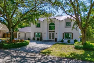 7330 SW 165th St, Palmetto Bay, FL 33157 - Photo 1