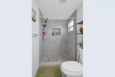 11021 SW 4th St, Sweetwater, FL 33174 - Photo 17