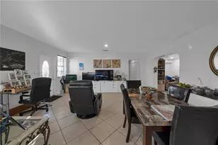 11021 SW 4th St, Sweetwater, FL 33174 - Photo 37