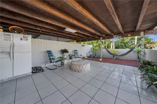 11021 SW 4th St, Sweetwater, FL 33174 - Photo 23