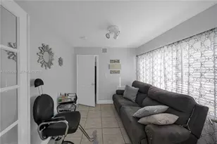 11021 SW 4th St, Sweetwater, FL 33174 - Photo 7