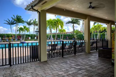 8915 W 35th Ave, Hialeah, FL 33018 - Photo 35