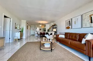 4800 Bayview Dr, Fort Lauderdale, FL 33308 - Photo 7