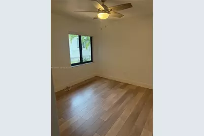 3050 SW 26th St, Miami, FL 33133 - Photo 7