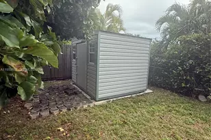 3050 SW 26th St, Miami, FL 33133 - Photo 11