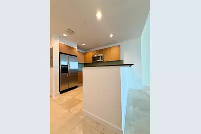 1060 Brickell Ave #2113, Miami, FL 33131 - Photo 7