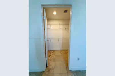 1060 Brickell Ave #2113, Miami, FL 33131 - Photo 31