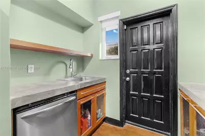 711 14th St #4, Miami Beach, FL 33139 - Photo 23