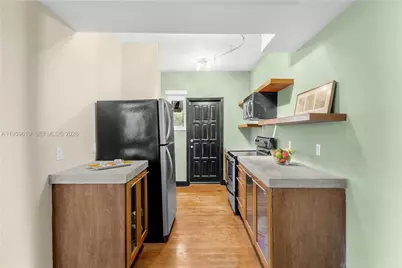 711 14th St #4, Miami Beach, FL 33139 - Photo 25