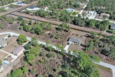 943 Foxdale Ave, Lehigh Acres, FL 33974 - Photo 21