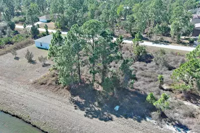 943 Foxdale Ave, Lehigh Acres, FL 33974 - Photo 39