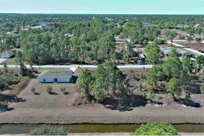 943 Foxdale Ave, Lehigh Acres, FL 33974 - Photo 33