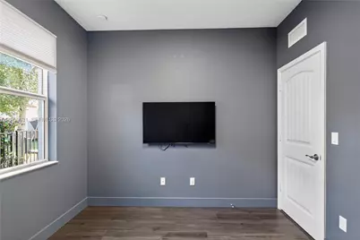 4830 Foxtail Palm Ct, Greenacres, FL 33463 - Photo 17