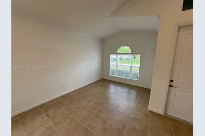 4830 Foxtail Palm Ct, Greenacres, FL 33463 - Photo 9