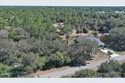 414 Lake Ave, Lehigh Acres, FL 33972 - Photo 3