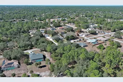 414 Lake Ave, Lehigh Acres, FL 33972 - Photo 11