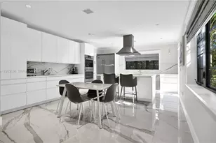 4363 Nautilus Dr, Miami Beach, FL 33140 - Photo 13