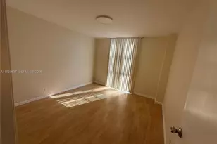 3475 N Country Club Dr, Aventura, FL 33180 - Photo 5