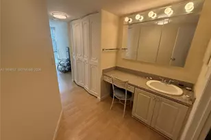 3475 N Country Club Dr, Aventura, FL 33180 - Photo 7