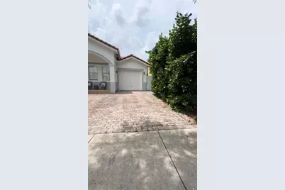 24044 SW 107th Ct, Homestead, FL 33032 - Photo 3