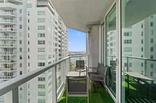 253 NE 2nd St, Miami, FL 33132 - Photo 7