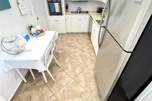 3901 S Ocean Dr, Hollywood, FL 33019 - Photo 17