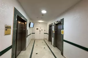 1301 NE Miami Gardens Dr, Miami, FL 33179 - Photo 9