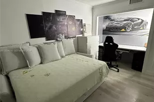 1301 NE Miami Gardens Dr, Miami, FL 33179 - Photo 13