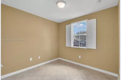 3064 SE 1st Dr #7, Homestead, FL 33033 - Photo 9