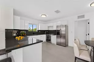 10315 SW 176th St, Miami, FL 33157 - Photo 7