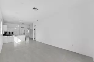 18316 SW 102nd Pl, Miami, FL 33157 - Photo 5