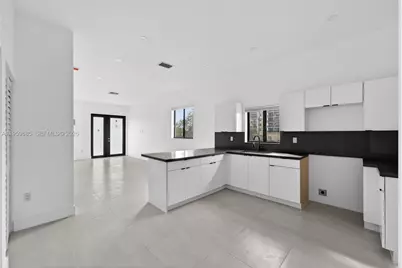 18316 SW 102 Pl, Miami, FL 33157 - Photo 9