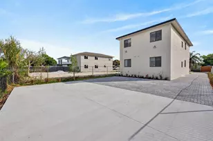 18316 SW 102nd Pl, Miami, FL 33157 - Photo 23