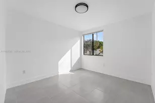 18316 SW 102nd Pl, Miami, FL 33157 - Photo 15