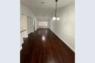 18336 NW 68th Ave #E, Hialeah, FL 33015 - Photo 3