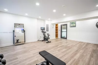 6960 Rue Vendome #201, Miami Beach, FL 33141 - Photo 3