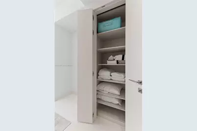 300 Biscayne Blvd Way #4509, Miami, FL 33131 - Photo 15