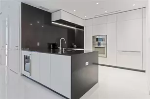 300 Biscayne Blvd Way, Miami, FL 33131 - Photo 7