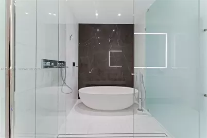 300 Biscayne Blvd Way #4509, Miami, FL 33131 - Photo 13